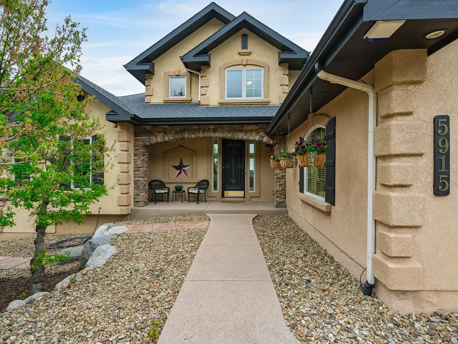 5 bed, 5946 sqft, $7,500 — Photo 4