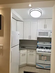 Rented by Anita Loewy, Inc