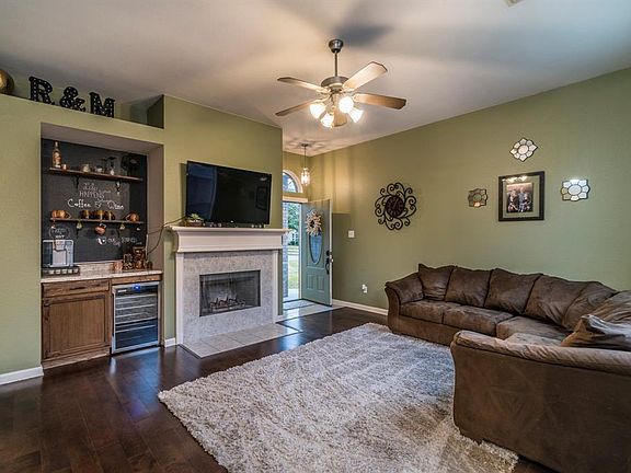5th image of 1860 Sherwood Forest Cir