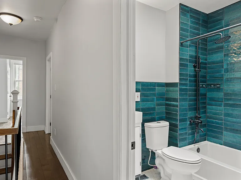 1457 N Corlies St — Photo 21