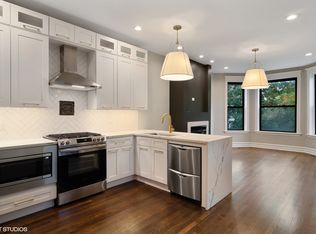 1408 W Belle Plaine Ave #3, Chicago, IL 60613