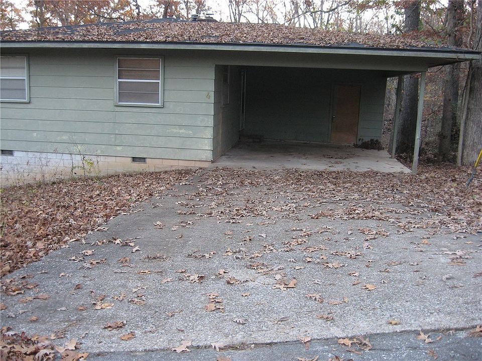 1st image of 4 Newton Ln