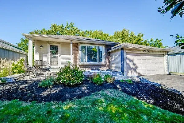 5 bed, $3,200 — Photo 3