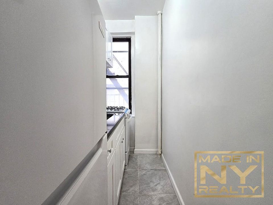1st image of 41-07 42nd St #4H