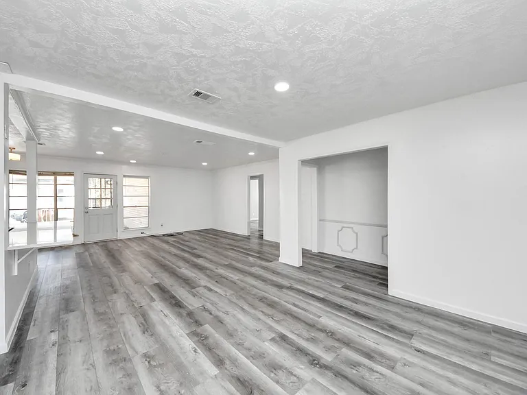 8011 La Roche Ln — Photo 11