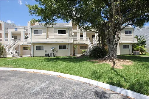 3413 NW 44th St #107 Photo 1