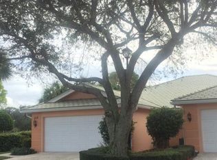 215 Brier Cir, Jupiter, FL 33458