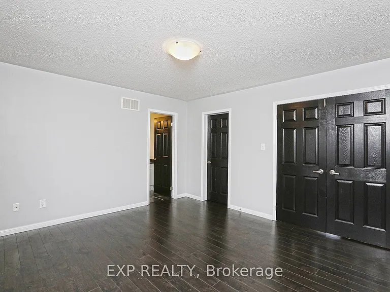 11 Crossbill Rd — Photo 25