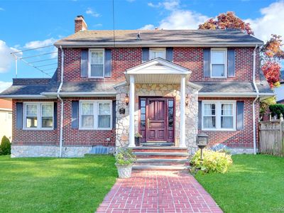 51-27 Browvale Lane, Little Neck, NY, 11362