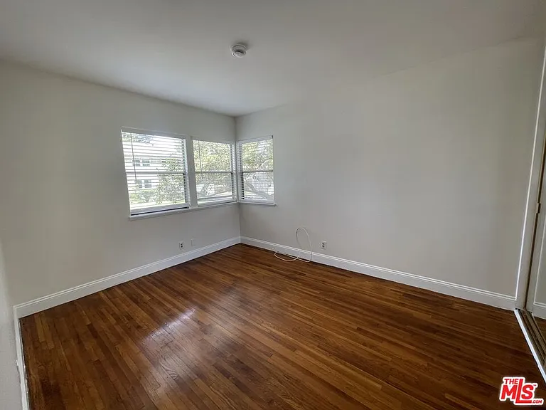 5870 Bowcroft St #2 — Photo 11