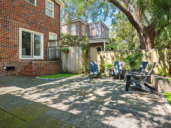 3rd image of 12 Ashley Ave