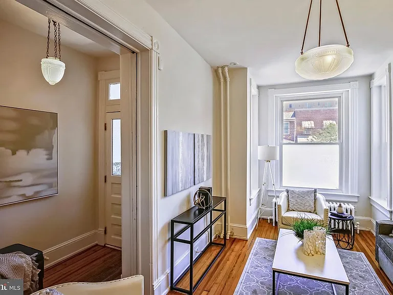 1628 Monroe St NW — Photo 5