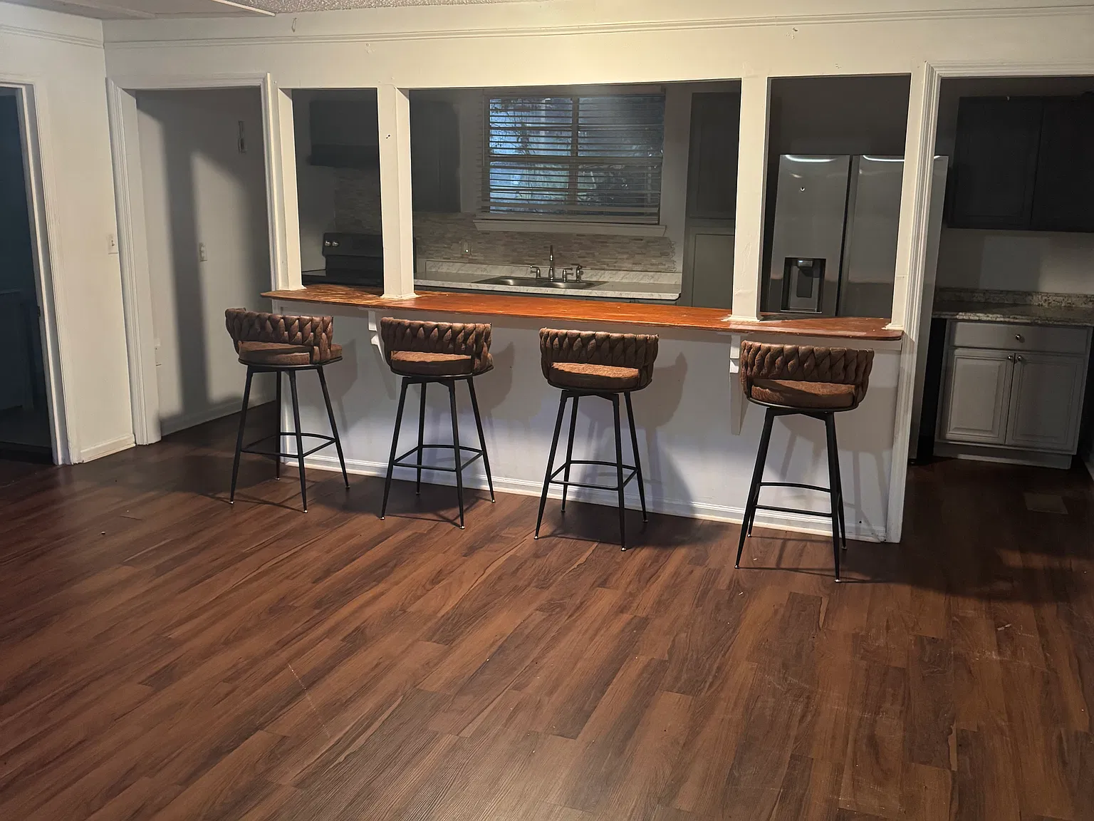 3 bed, 1400 sqft, $1,900 — Photo 3
