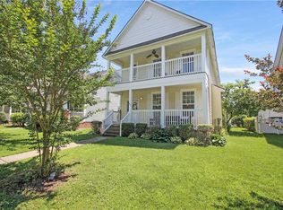 271 W Gilbert St, Hampton, VA 23669