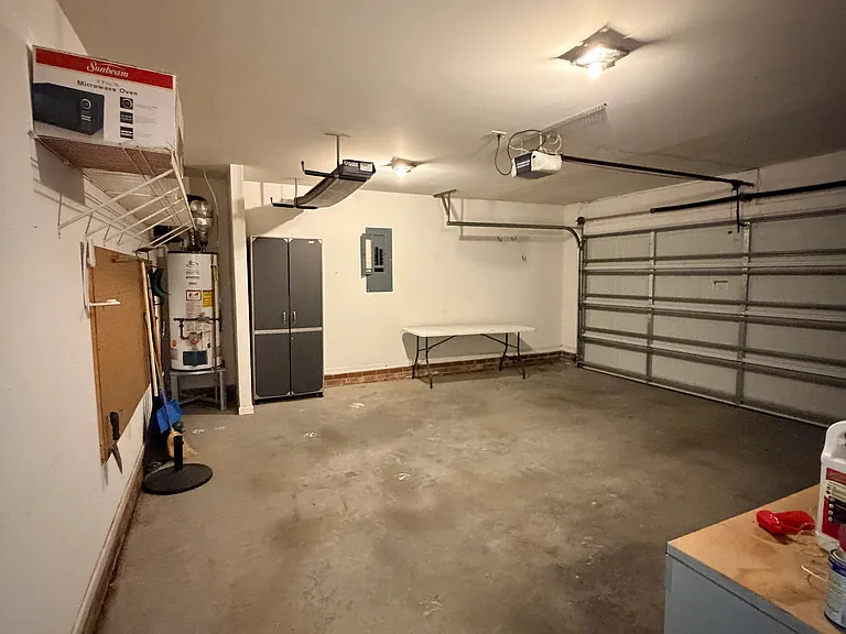 4566 Woodway Dr — Photo 48