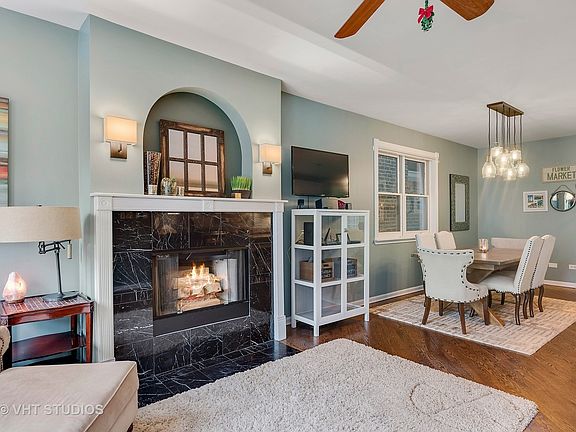 5th image of 850 N Wood St #1