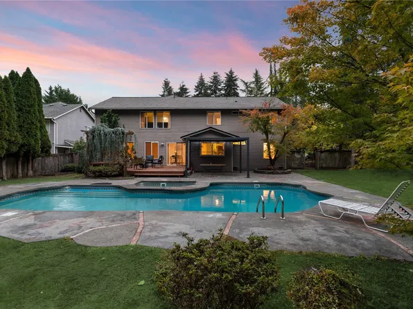 15707 138th Place SE, Renton, WA 98058