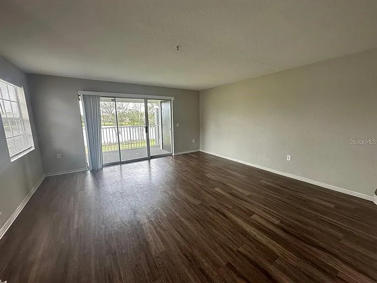 13929 Fairway Island Dr #821 — Photo 9