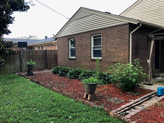 5th image of 3929 Brentwood Dr