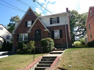 39 Clearwater Rd, Brookline, MA 02467