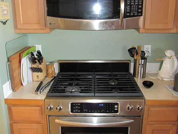 Gas Stove and microwave