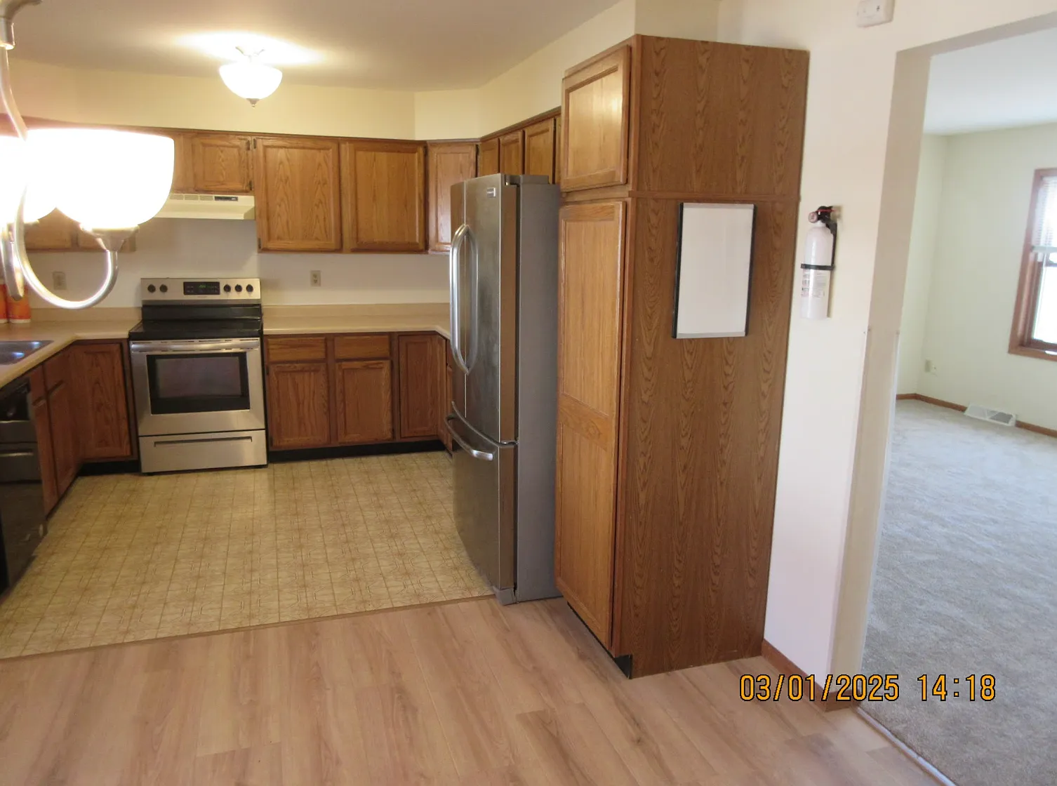 3 bed, 3.5 bath, 1800 sqft, $2,800 — Photo 4