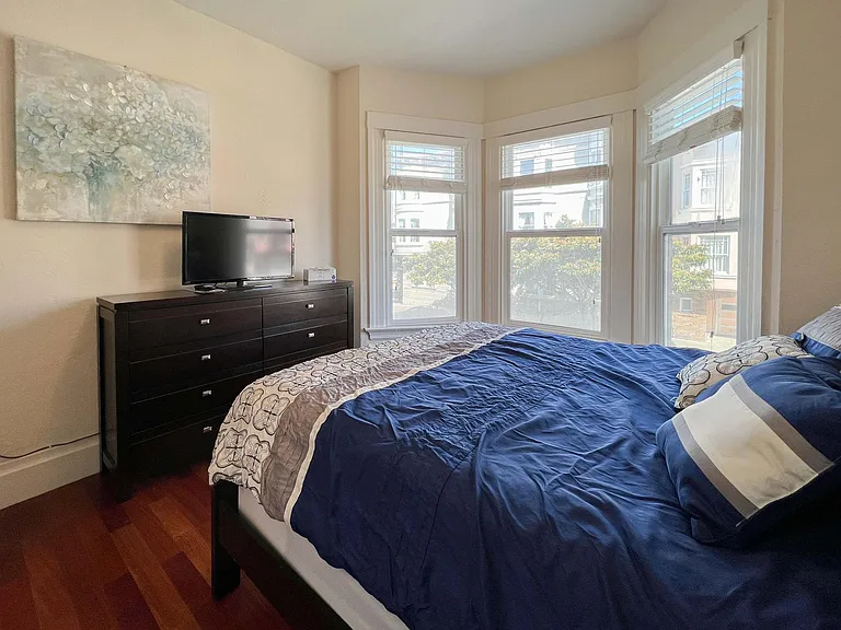 1653 Mason St — Photo 4