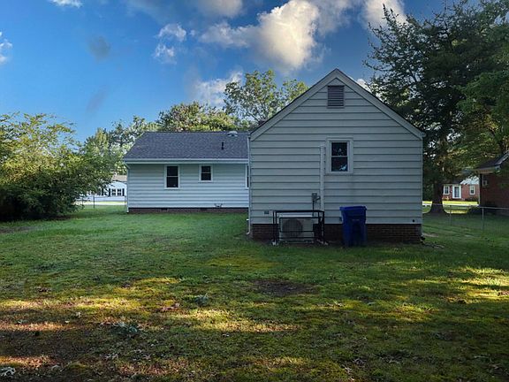 4th image of 117 Robinson Dr