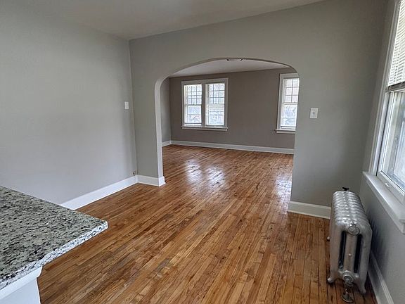 3rd image of 5929 W Washington Blvd #22