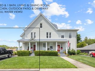 111 Rochelle St APT W, Bronx, NY 10464