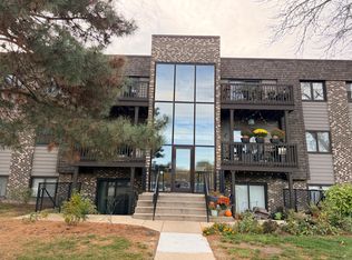 1460 Stonebridge Cir APT G9, Wheaton, IL 60189