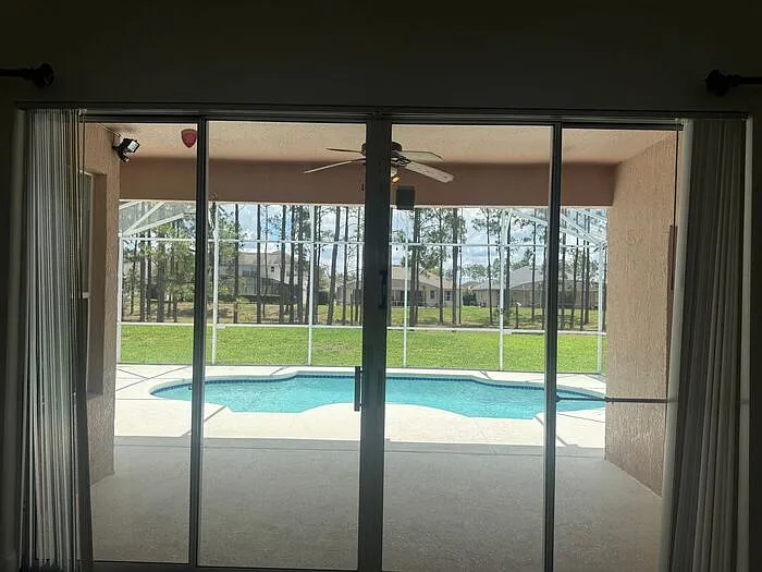 218 N Hampton Dr — Photo 13