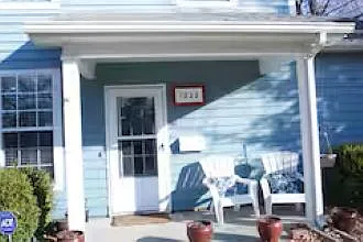 4 bed, 3.5 bath, 1800 sqft, $2,950 — Photo 4