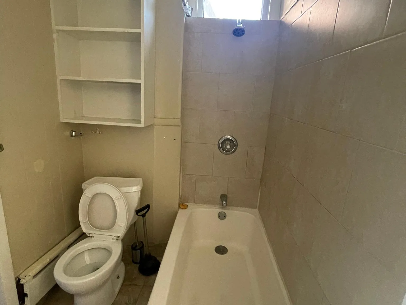 46 W Mount Airy Ave — Photo 2