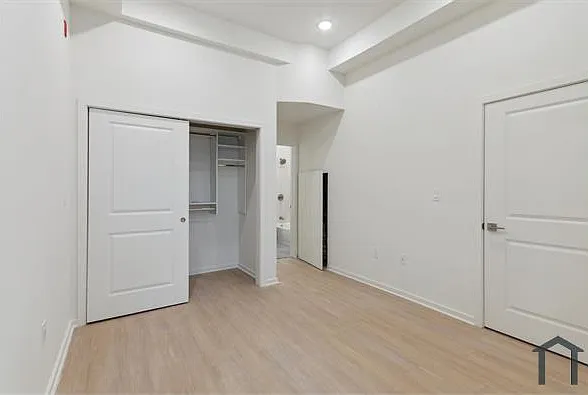 2 bed, 1158 sqft, $2,720 — Photo 4
