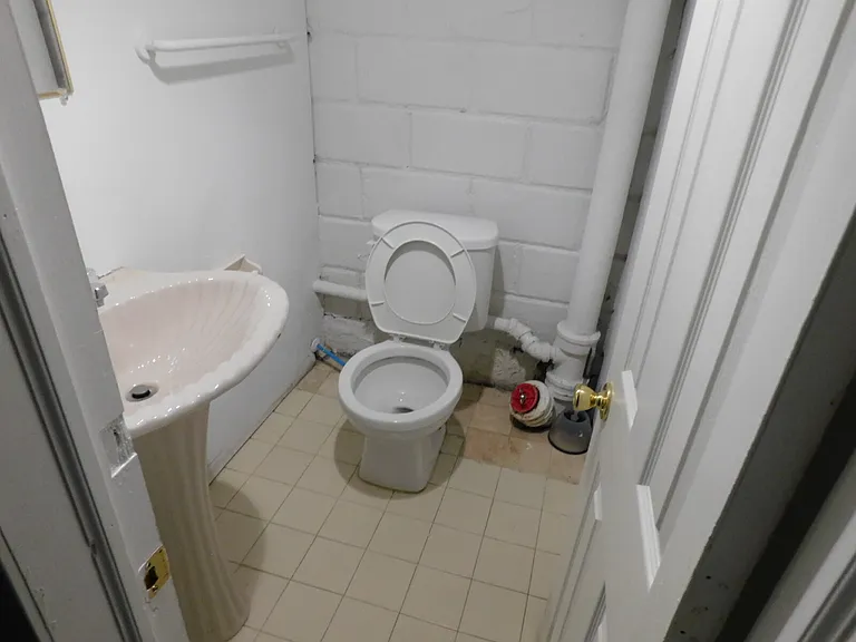 405 N Washington Ave — Photo 15