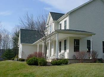 3rd image of 46 Lemae Dr