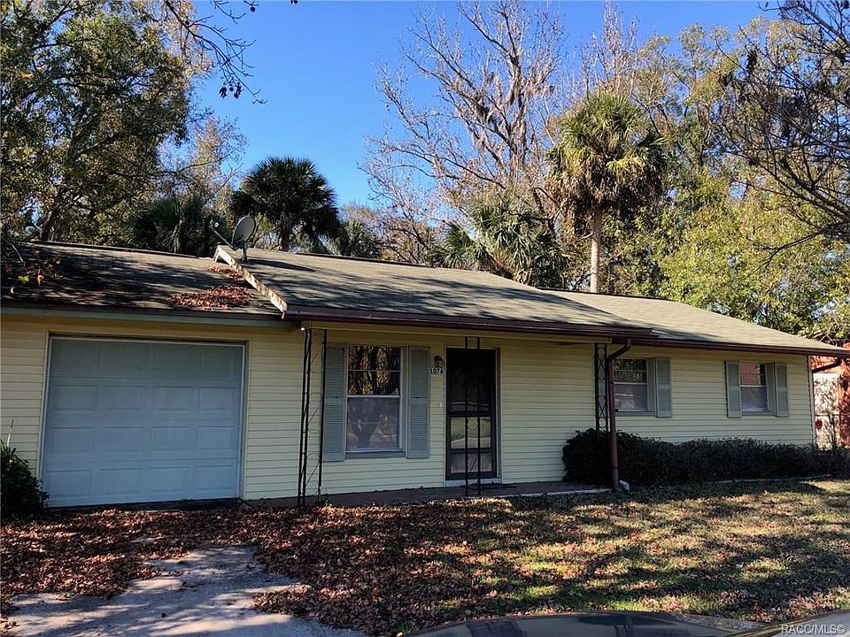 1st image of 1076 NE 8th Ave