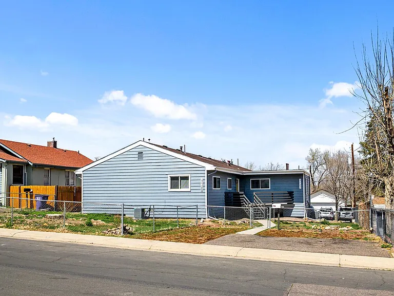 3125 W Center Ave — Photo 28