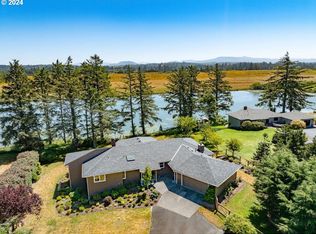 89607 Lakeside Ct, Warrenton, OR 97146