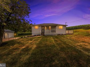 9719 Fingerboard Rd, Ijamsville, MD 21754