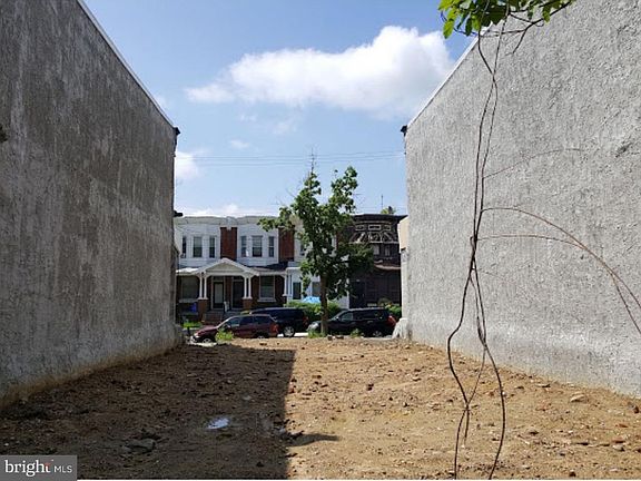 2nd image of 2449 W Cumberland St