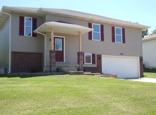 1400 W Ridgecrest St, Ozark, MO 65721