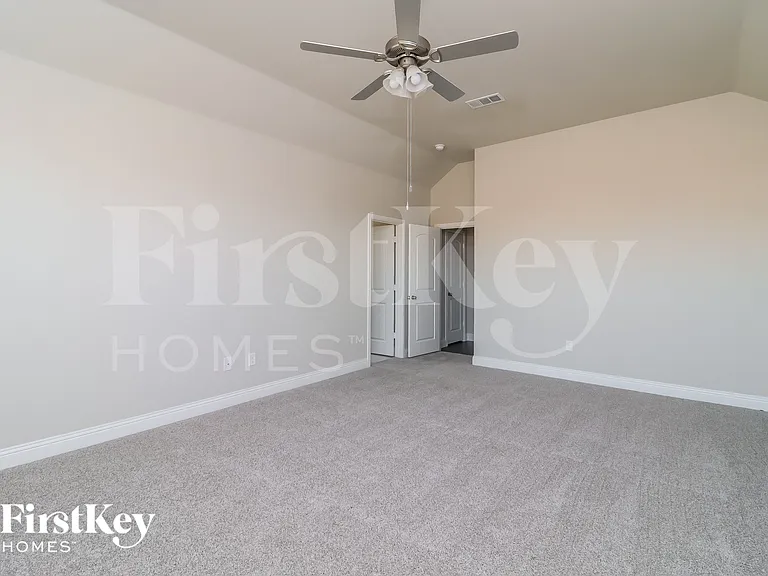 109 Independence Dr — Photo 9
