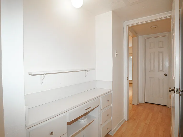 4211 Newton Ave #209 — Photo 15