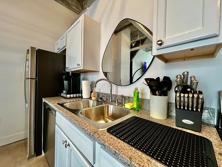 1407 Grandin Rd #4-4000 — Photo 14