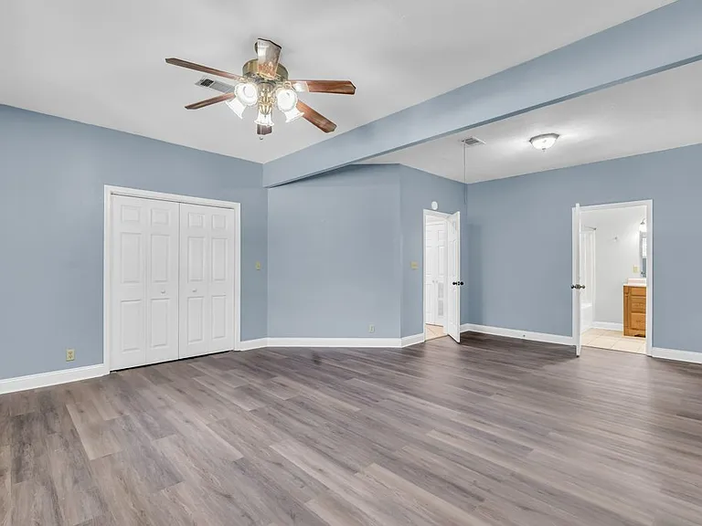 1613 Johanna Fairway — Photo 20