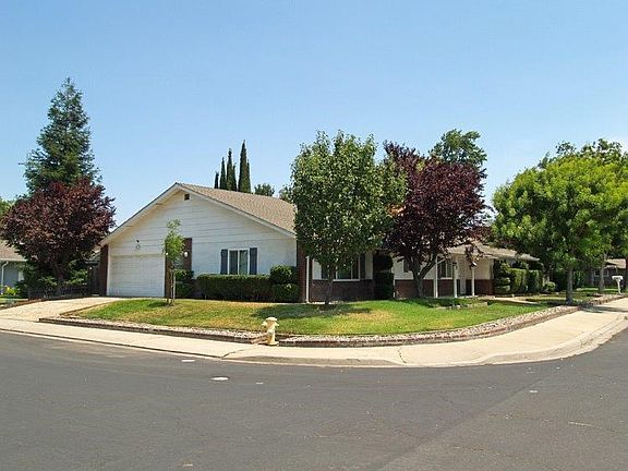 Corner of Kara & Laramie