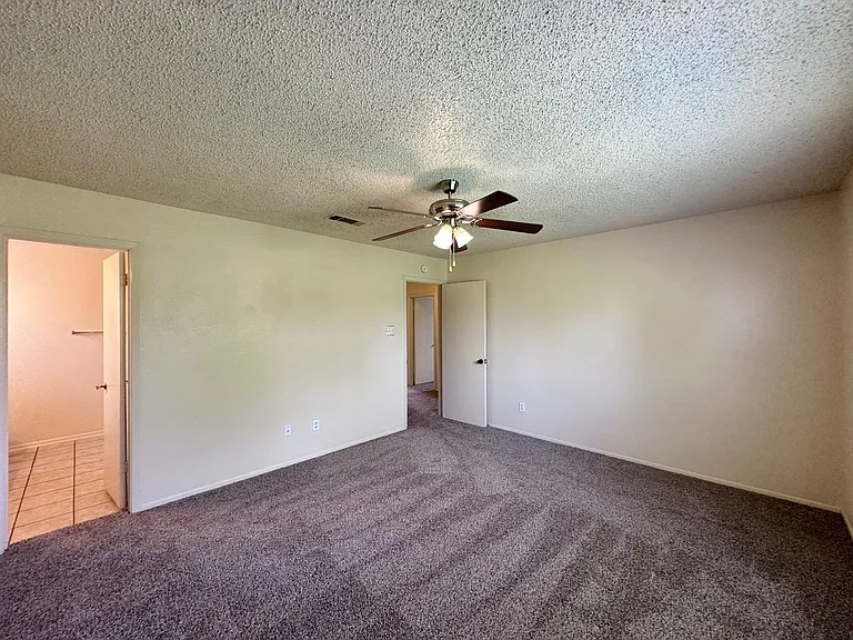 2706 Boyd Ave — Photo 23