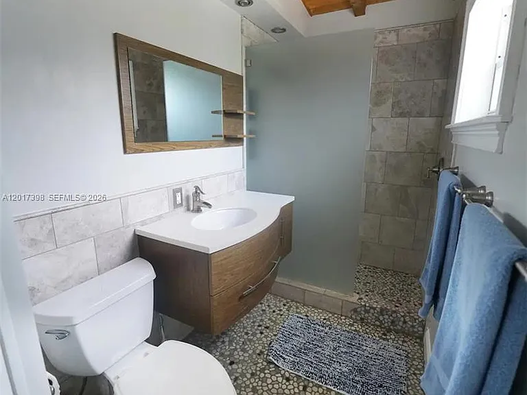 2518 Gulfstream Ln — Photo 14
